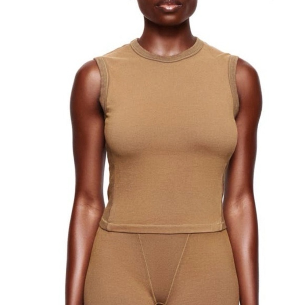 NWT SKIMS Outdoor Basics Tank‎ Sz M